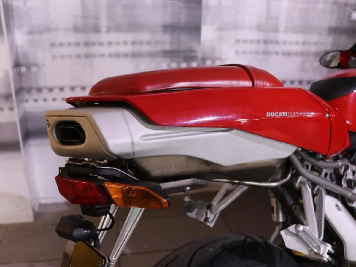 Ducati 999 (2002 - 04) (9)