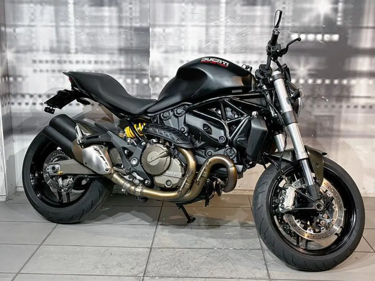 Ducati Monster 821 ABS (2014 - 17)