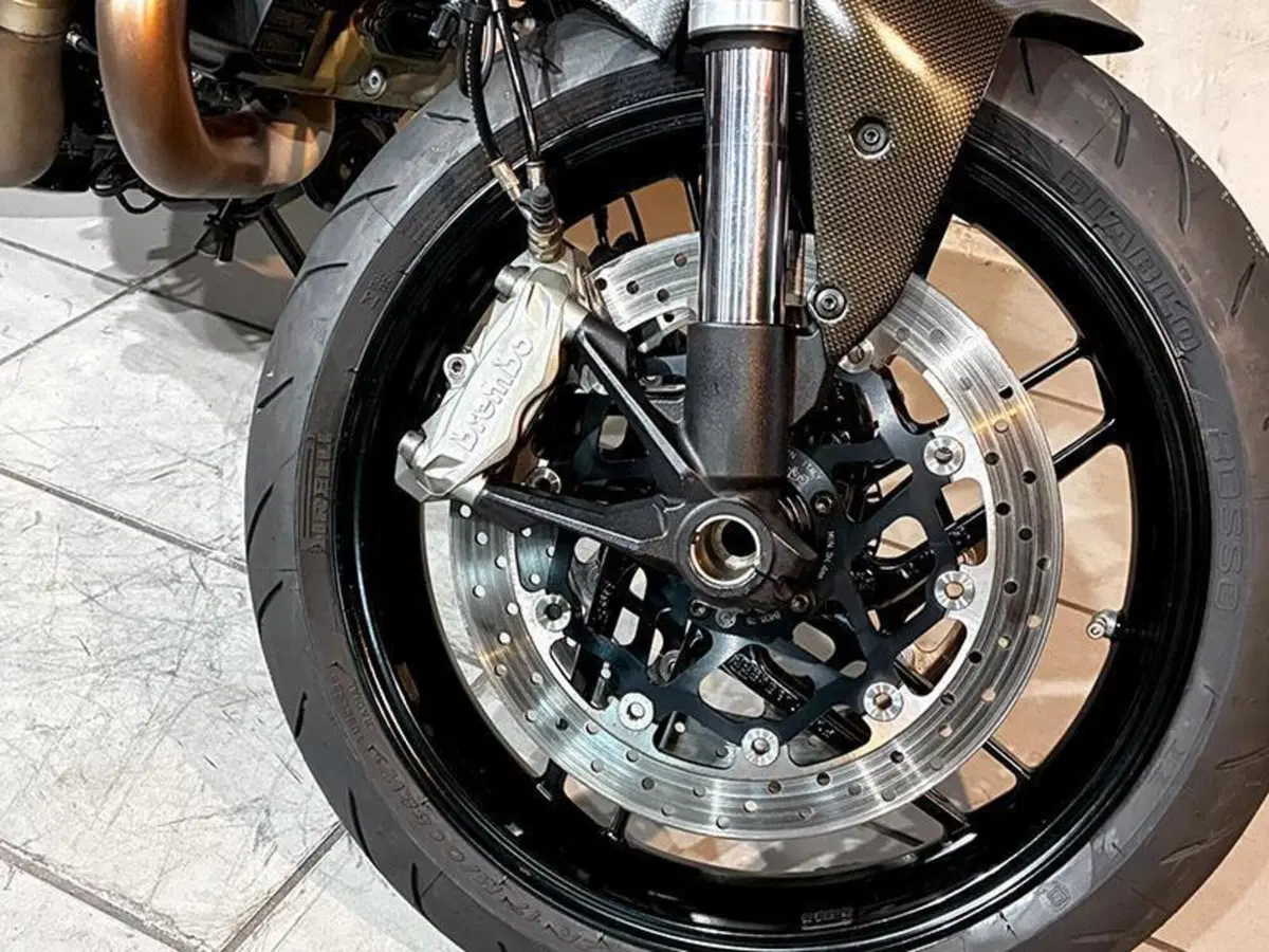 Ducati Monster 821 ABS (2014 - 17) (5)