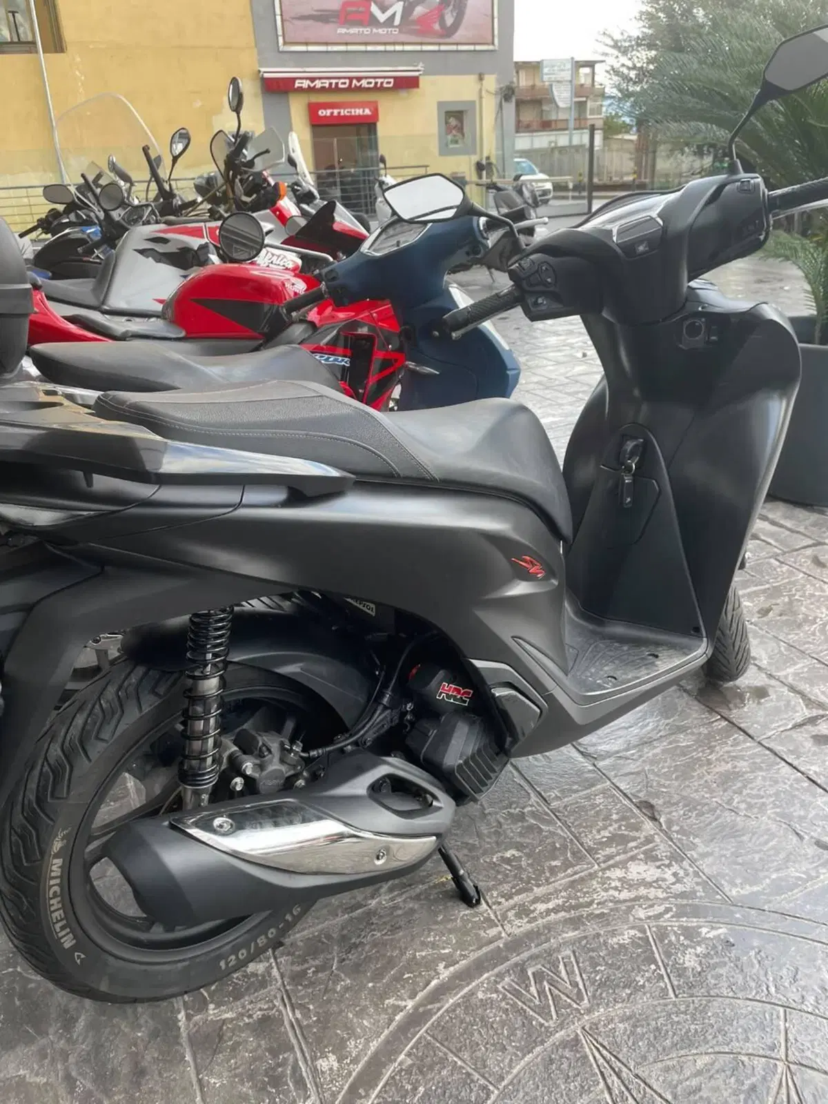 Honda SH 125i Sport (2024 - 25) (6)