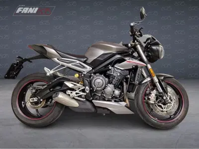 Triumph Street Triple RS (2017 - 19) usata