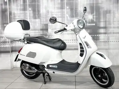Vespa GTS 300 (2010 - 14) usata
