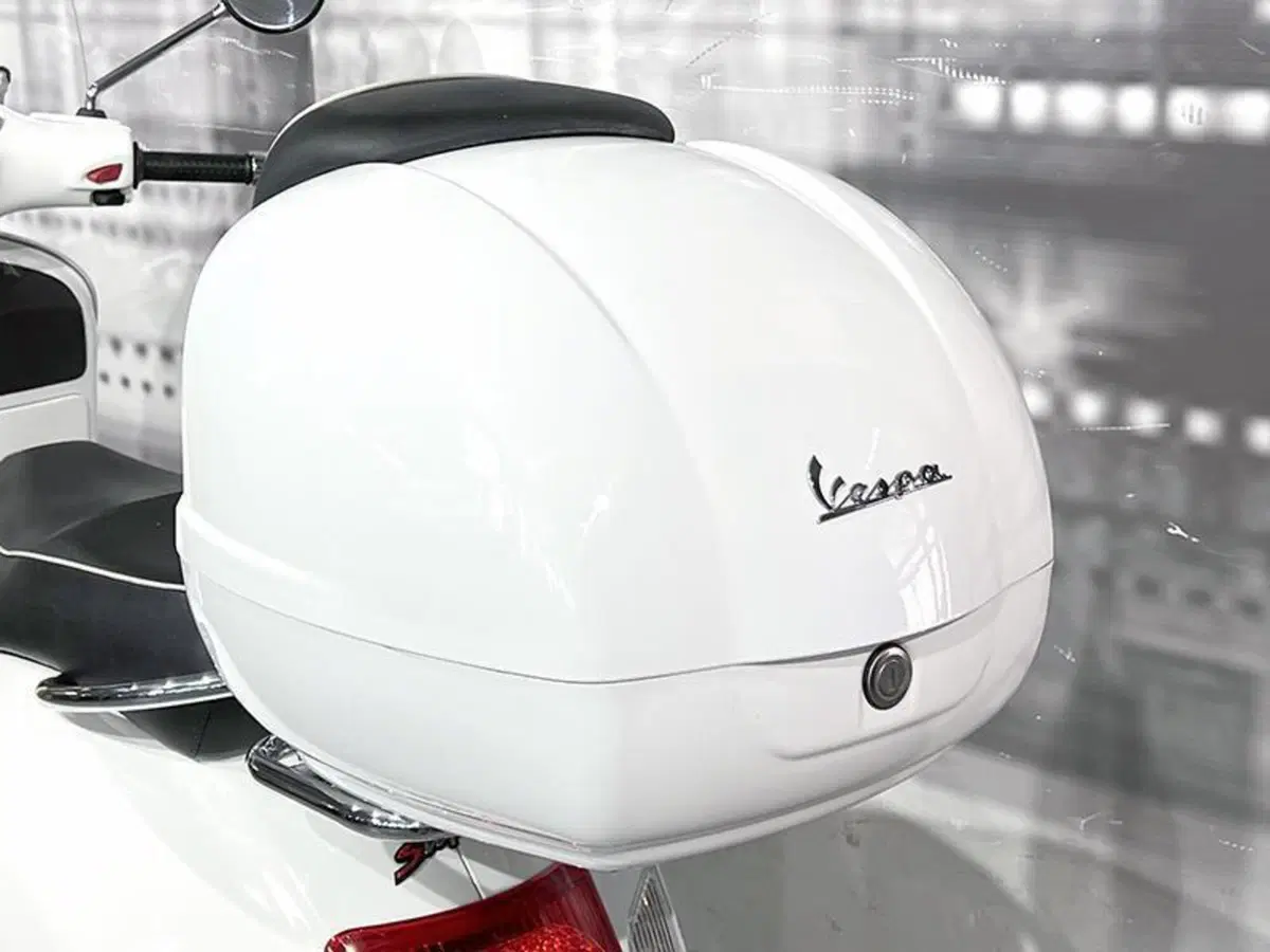 Vespa GTS 300 (2010 - 14) (9)