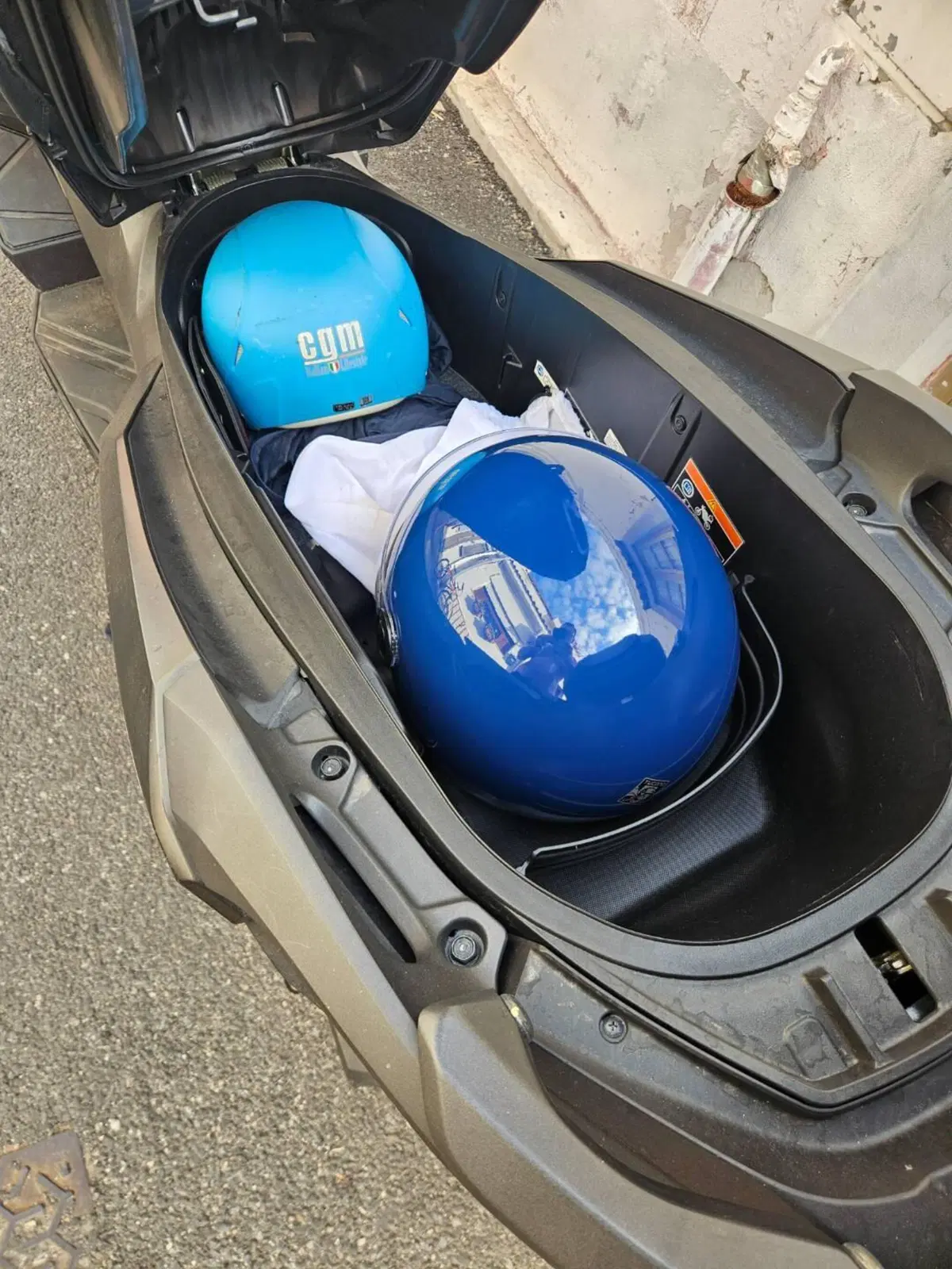 Honda ADV 350 Special Edition (2025 - 26) (4)