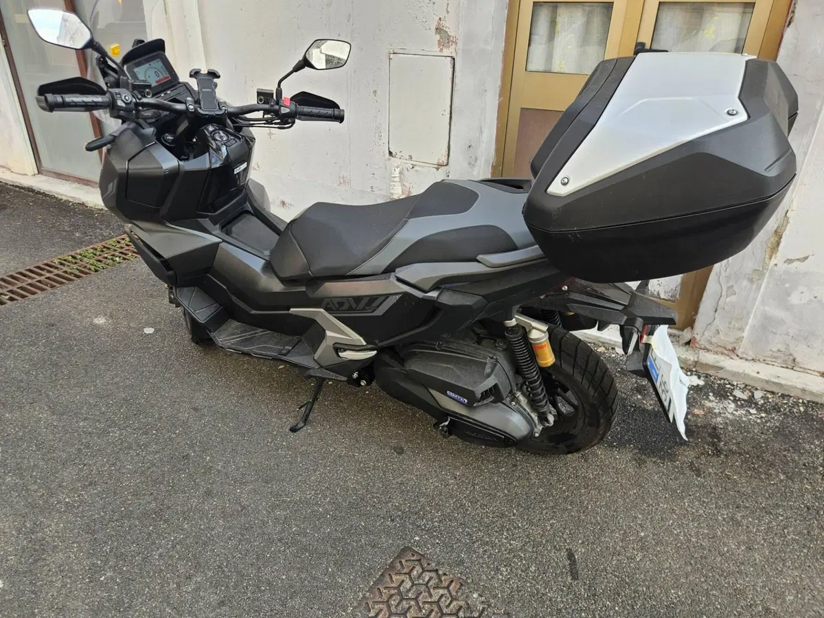 Honda ADV 350 Special Edition (2025 - 26) (7)