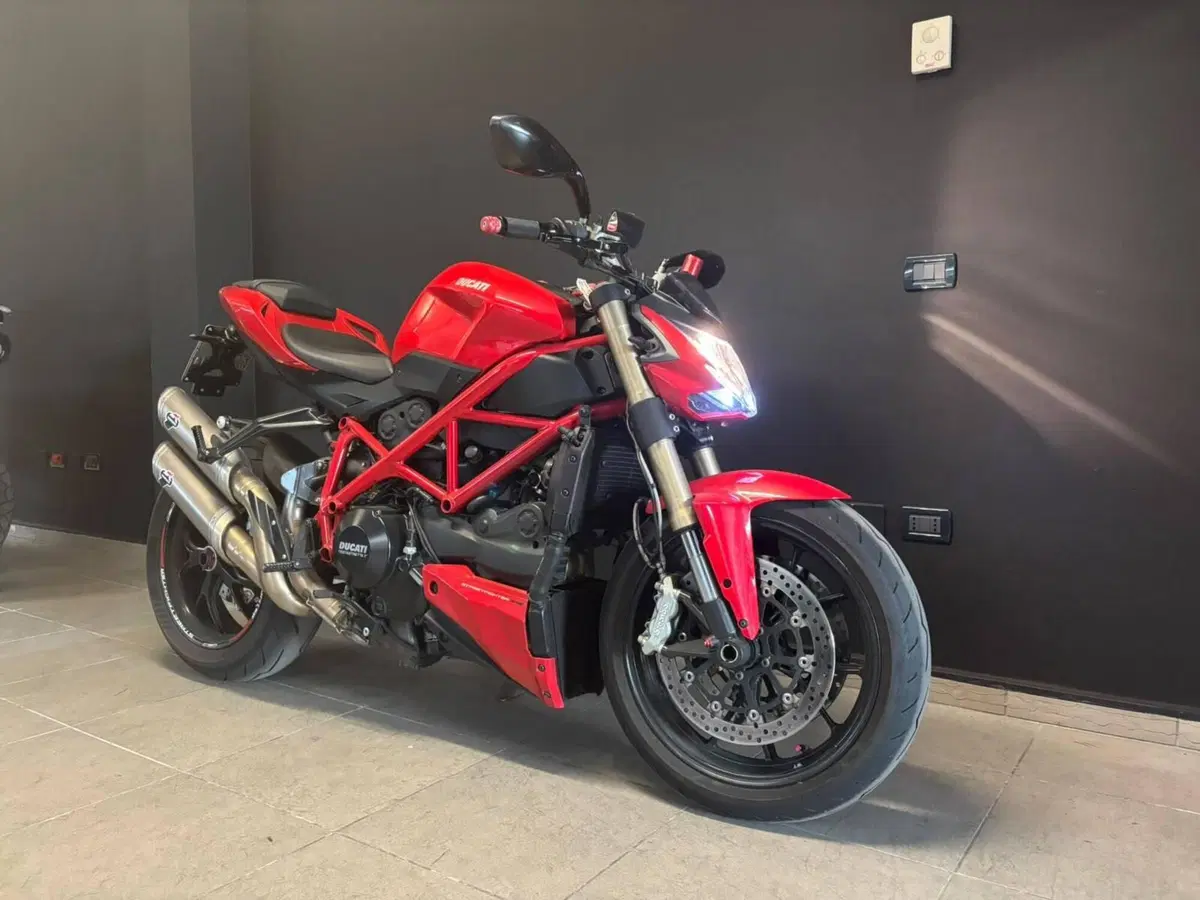 Ducati Streetfighter 848 (2011 - 15) (3)