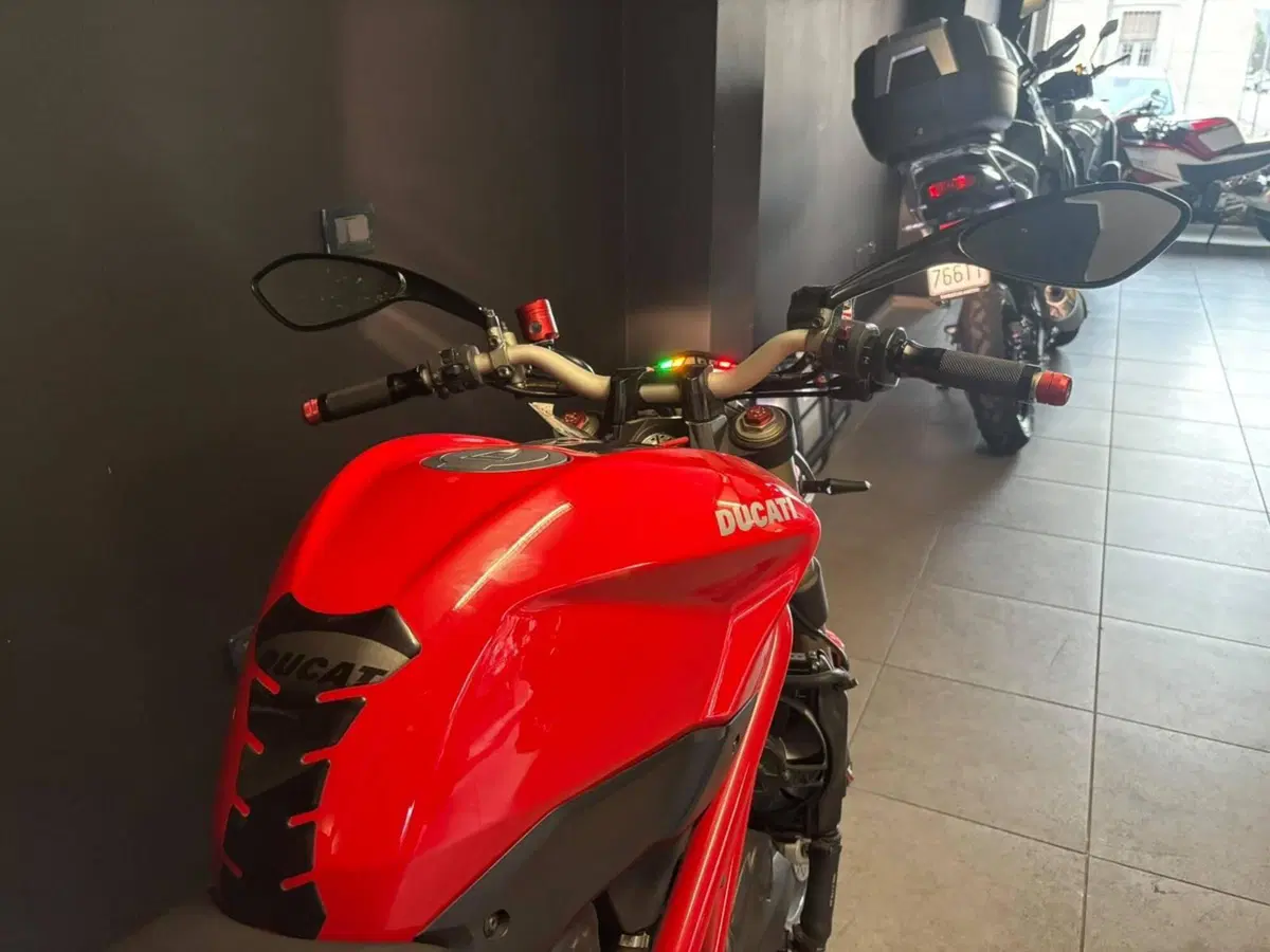 Ducati Streetfighter 848 (2011 - 15) (4)