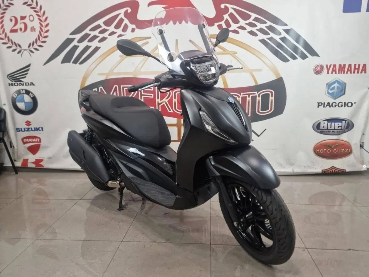 Piaggio Beverly 400 S (2025 - 26) (3)