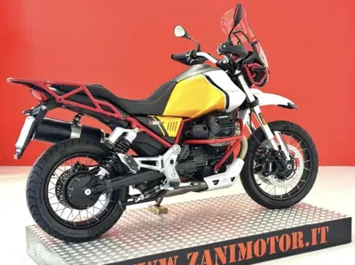 Moto Guzzi V85 TT Evocative Graphics: l'usato a 8.900 euro