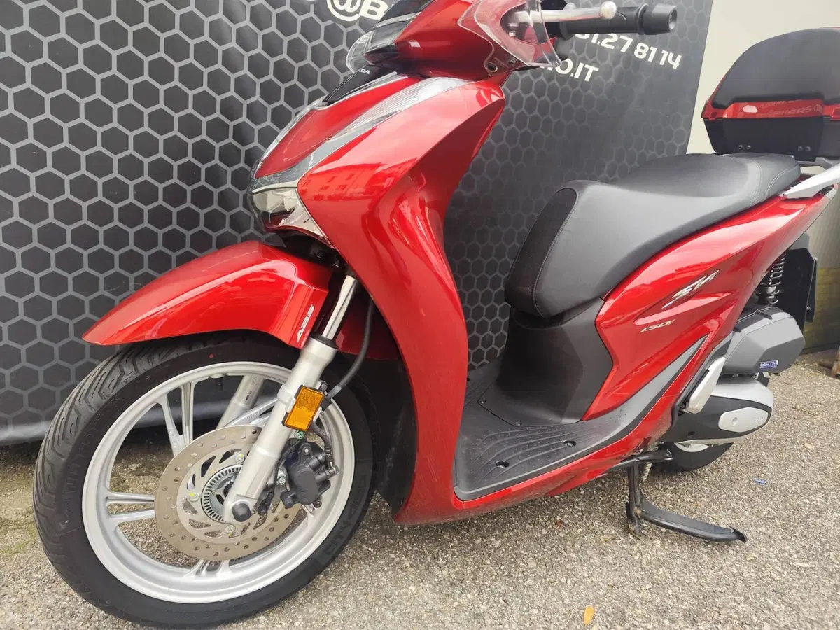 Honda SH 150i (2020 - 23) (9)