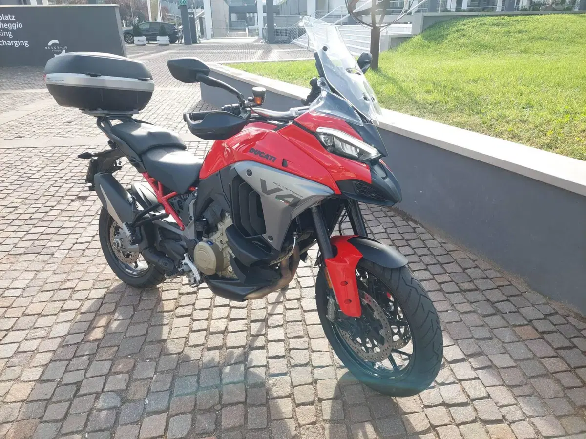 Ducati Multistrada V4 RS (2024 - 25)