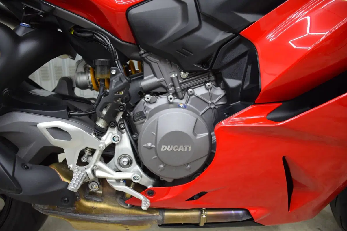 Ducati Panigale V2 S (2025 - 26) (10)