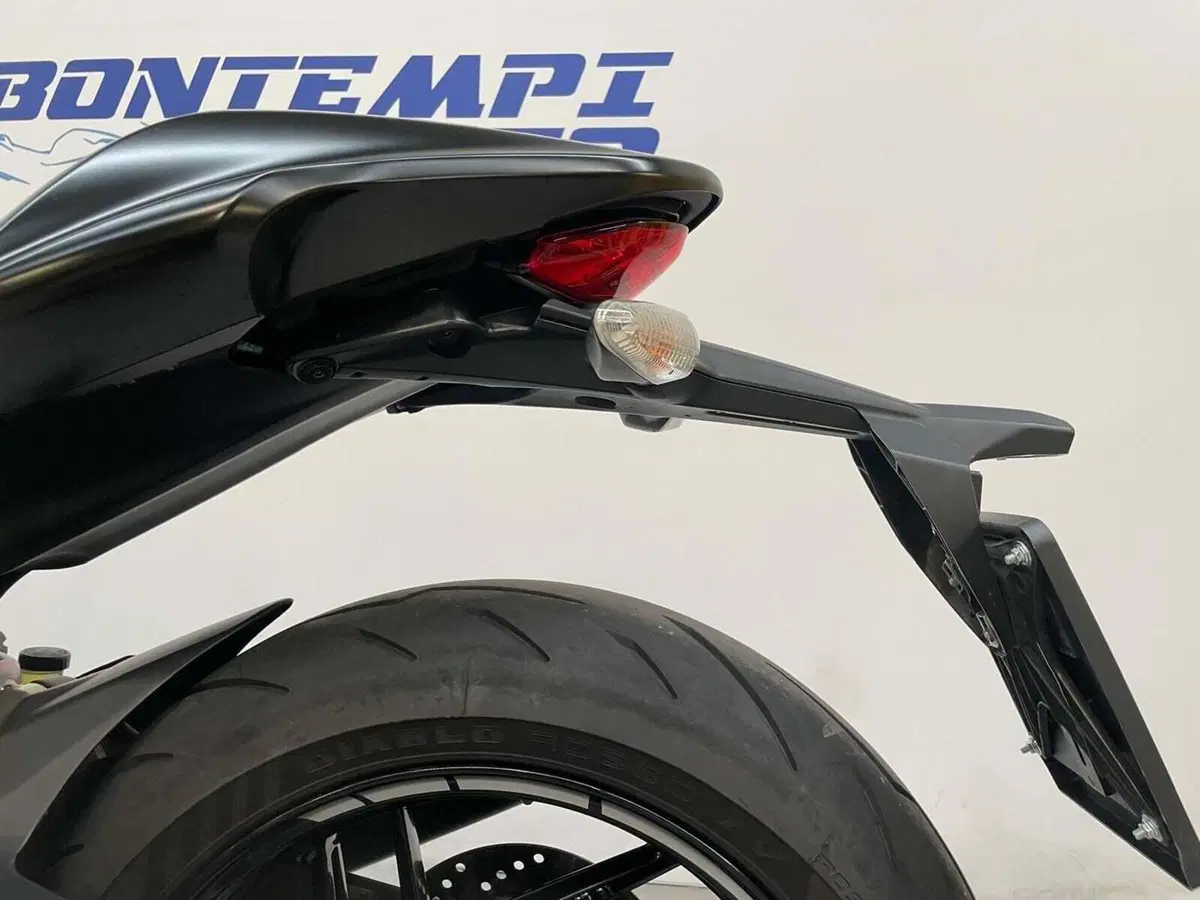 Ducati Monster 821 Dark ABS (2014 - 16) (3)