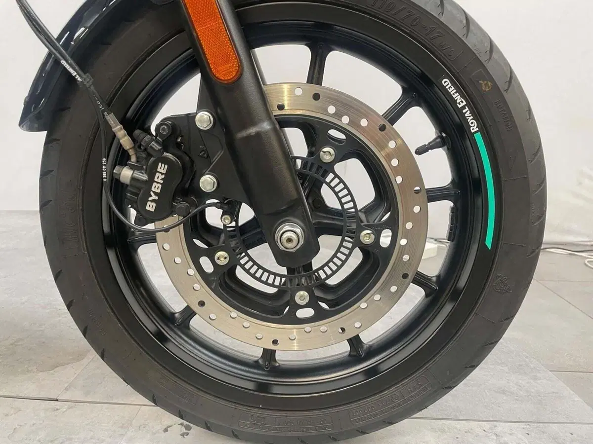 Royal Enfield HNTR 350 (2022 - 26) (6)