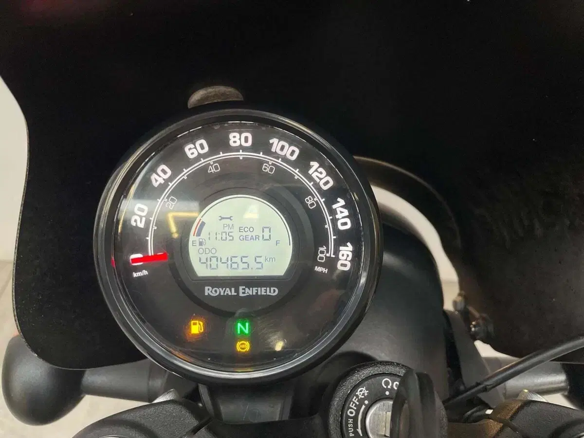 Royal Enfield HNTR 350 (2022 - 26) (10)
