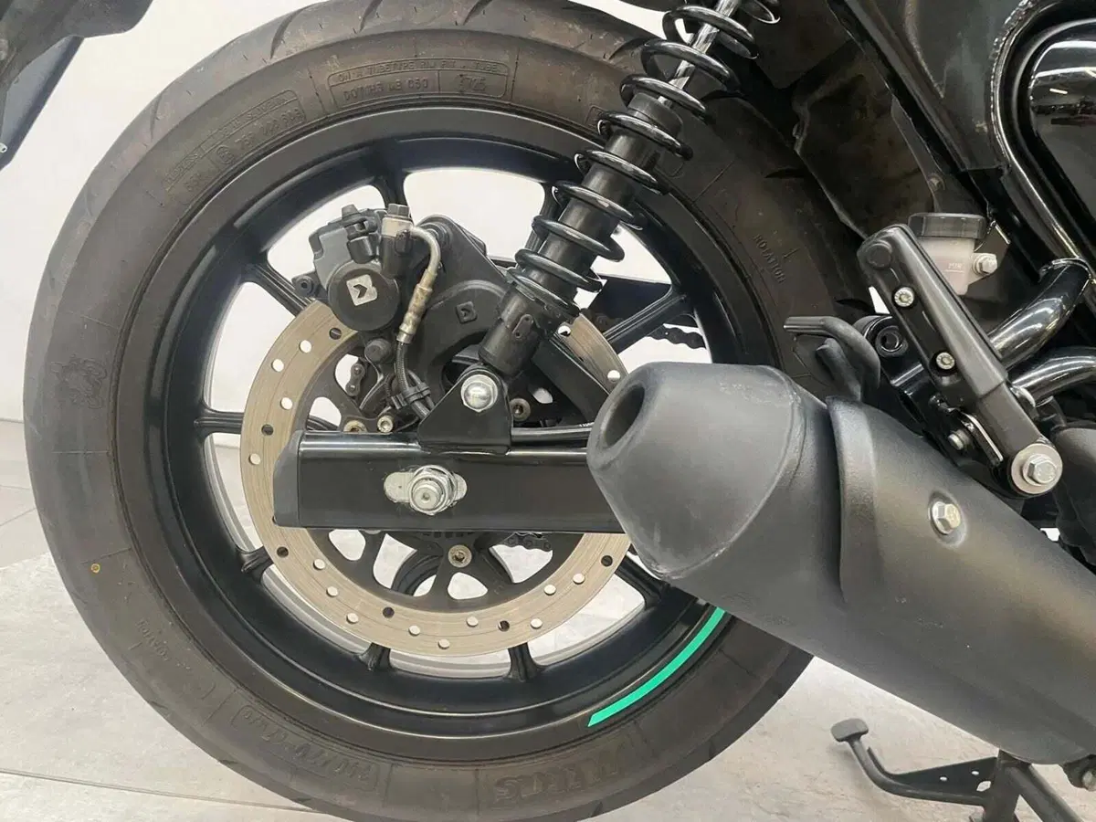 Royal Enfield HNTR 350 (2022 - 26) (12)
