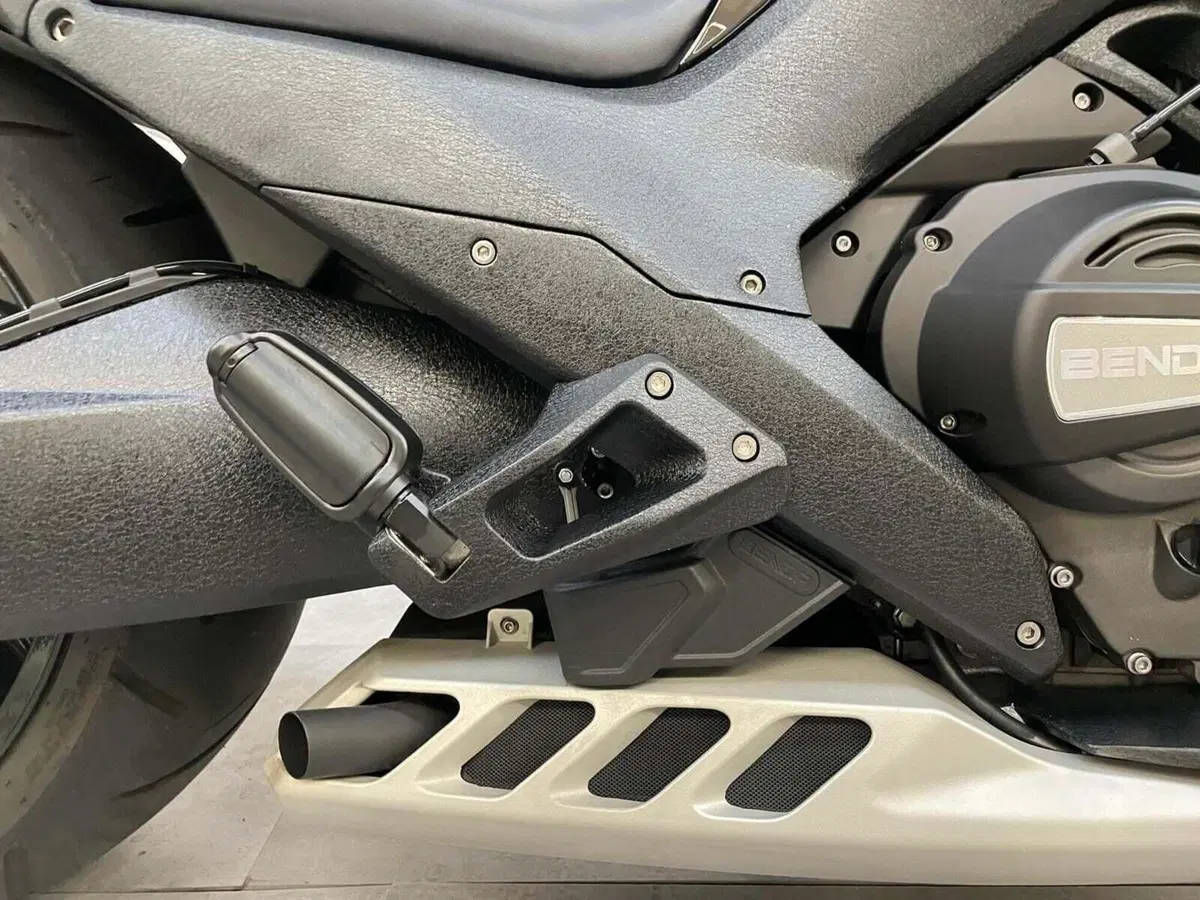 Benda Motorcycles LFC 700 Pro (2026) (10)