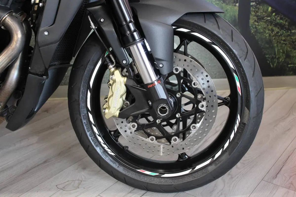 MV Agusta Brutale 920 (2011 - 12) (13)