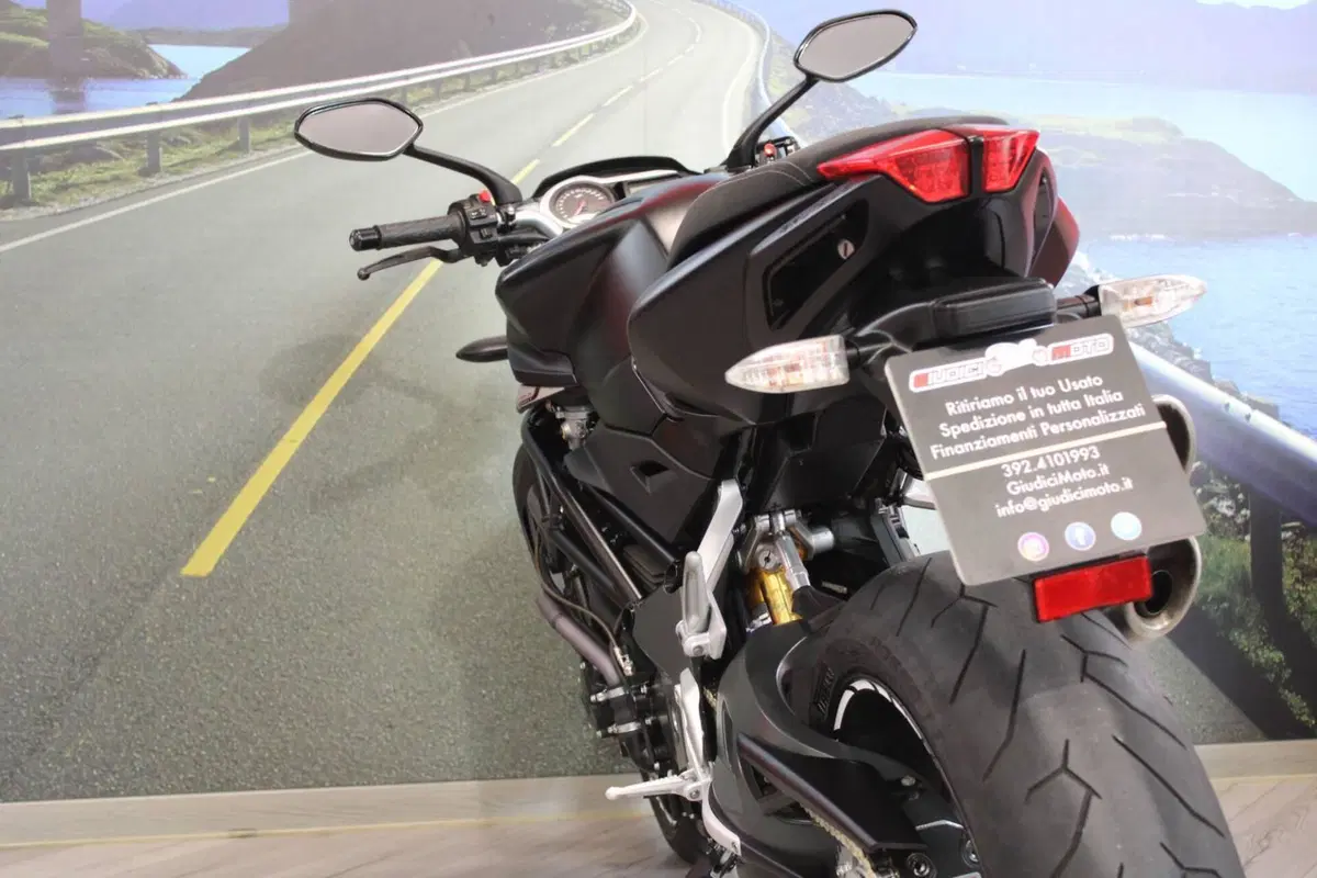 MV Agusta Brutale 920 (2011 - 12) (17)
