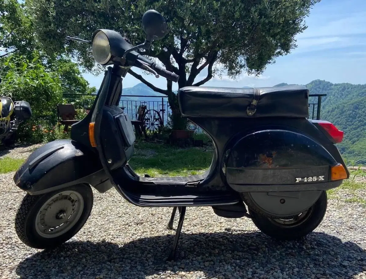 Piaggio Vespa p125x (3)