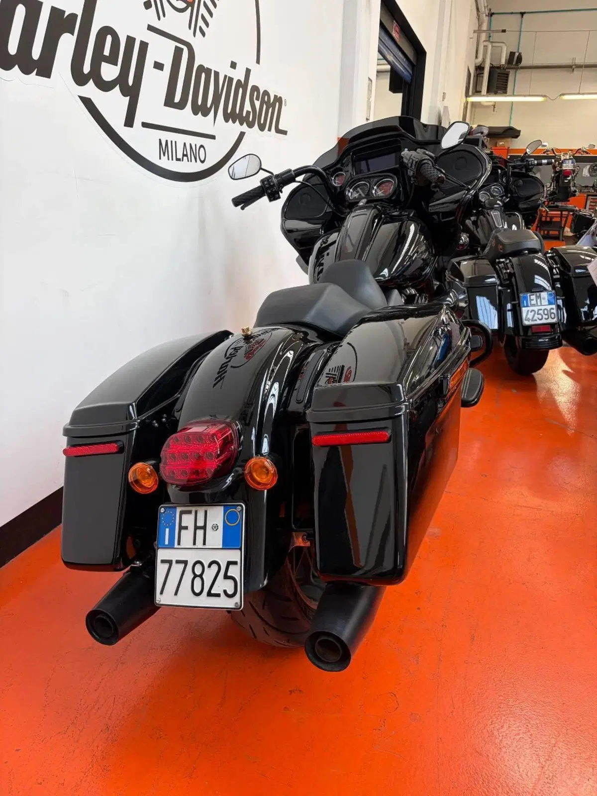 Harley-Davidson Road Glide ST (2022 - 23) (3)