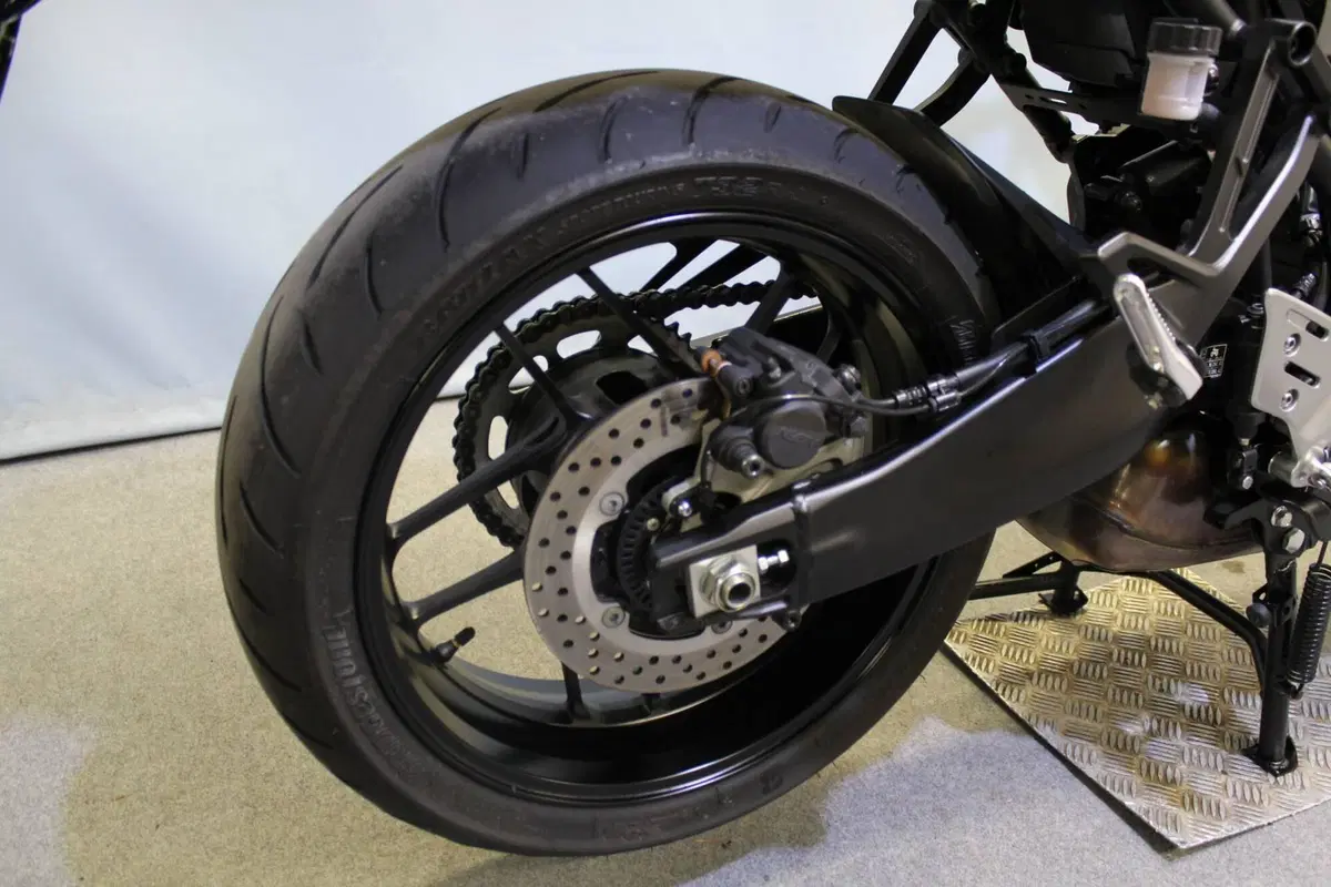 Yamaha Tracer 9 (2025 - 26) (4)