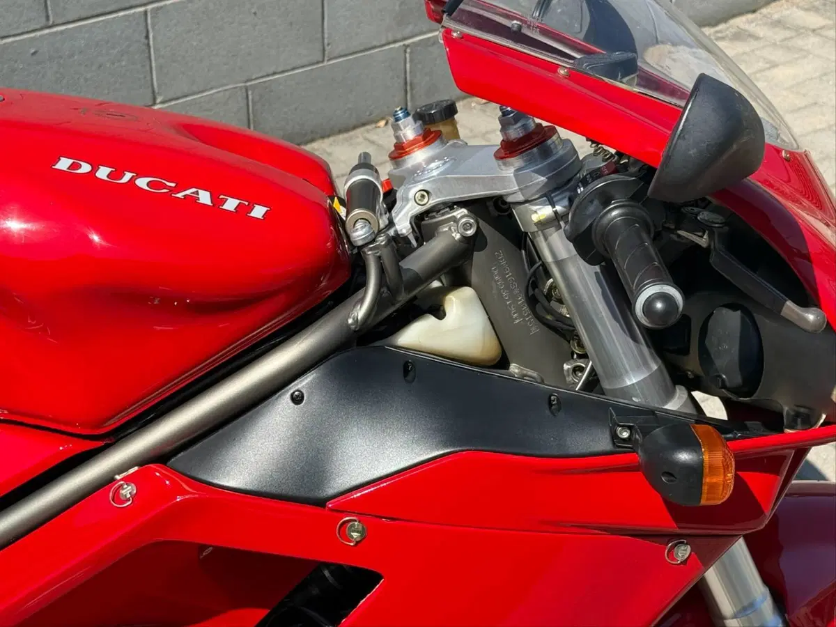 Ducati 916 Biposto (1994 - 98) (8)