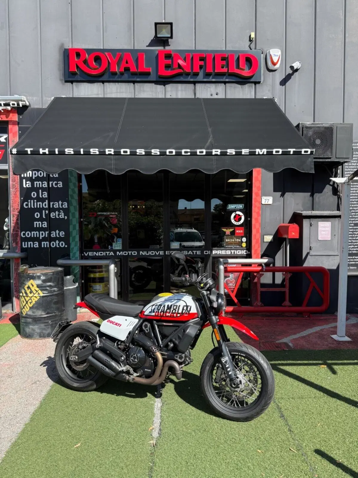 Ducati Scrambler 800 Urban Motard (2022)