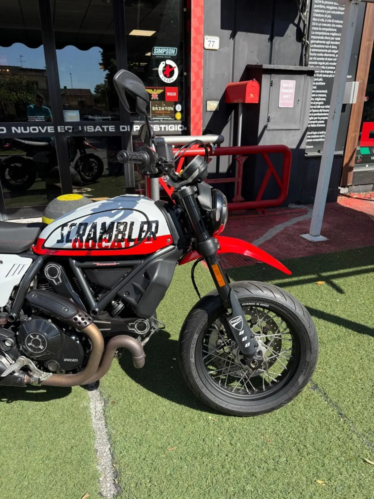 Ducati Scrambler 800 Urban Motard (2022) (9)