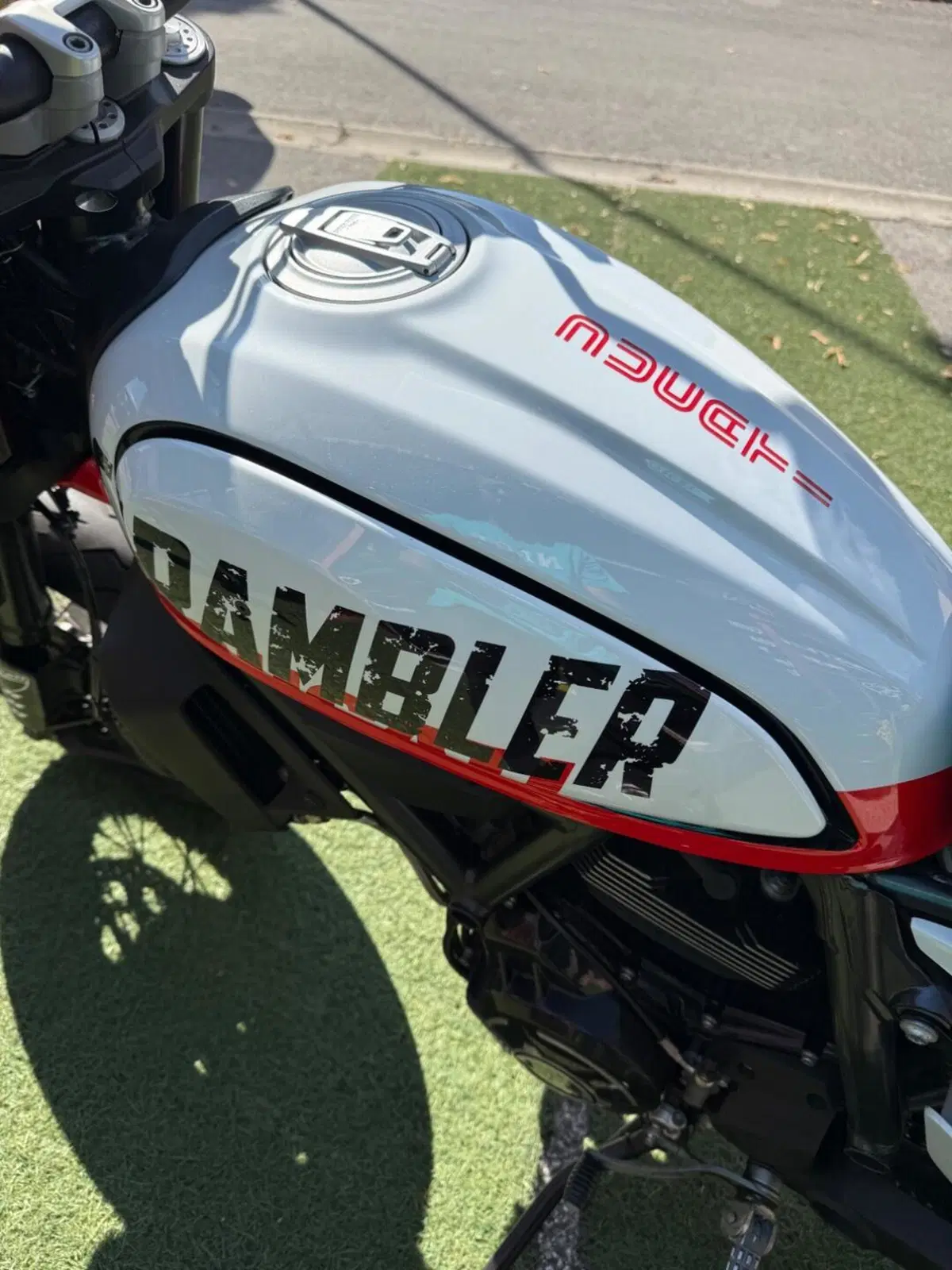 Ducati Scrambler 800 Urban Motard (2022) (15)