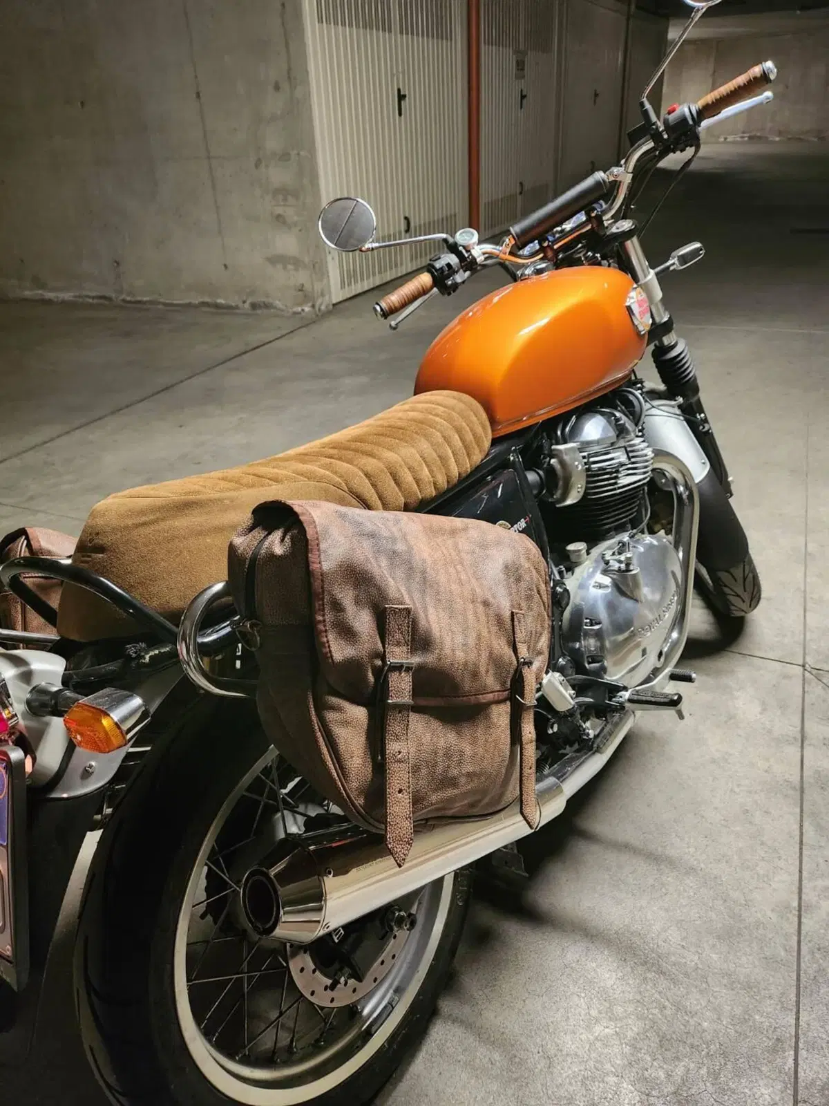 Royal Enfield Interceptor 650 (2021 - 26) (3)