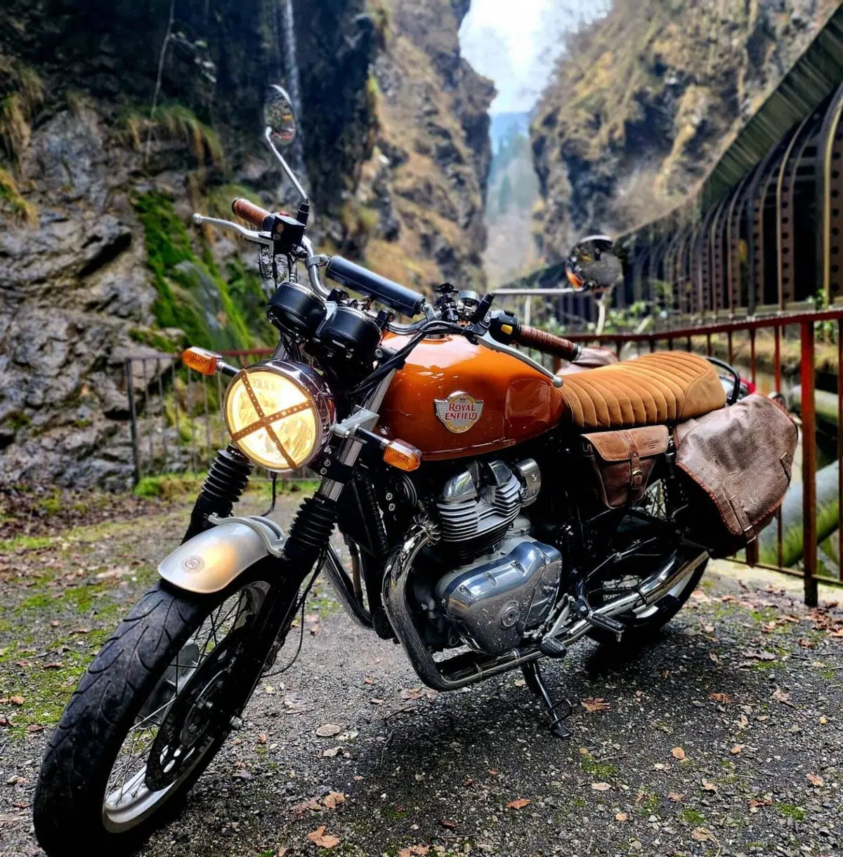 Royal Enfield Interceptor 650 (2021 - 26) (9)