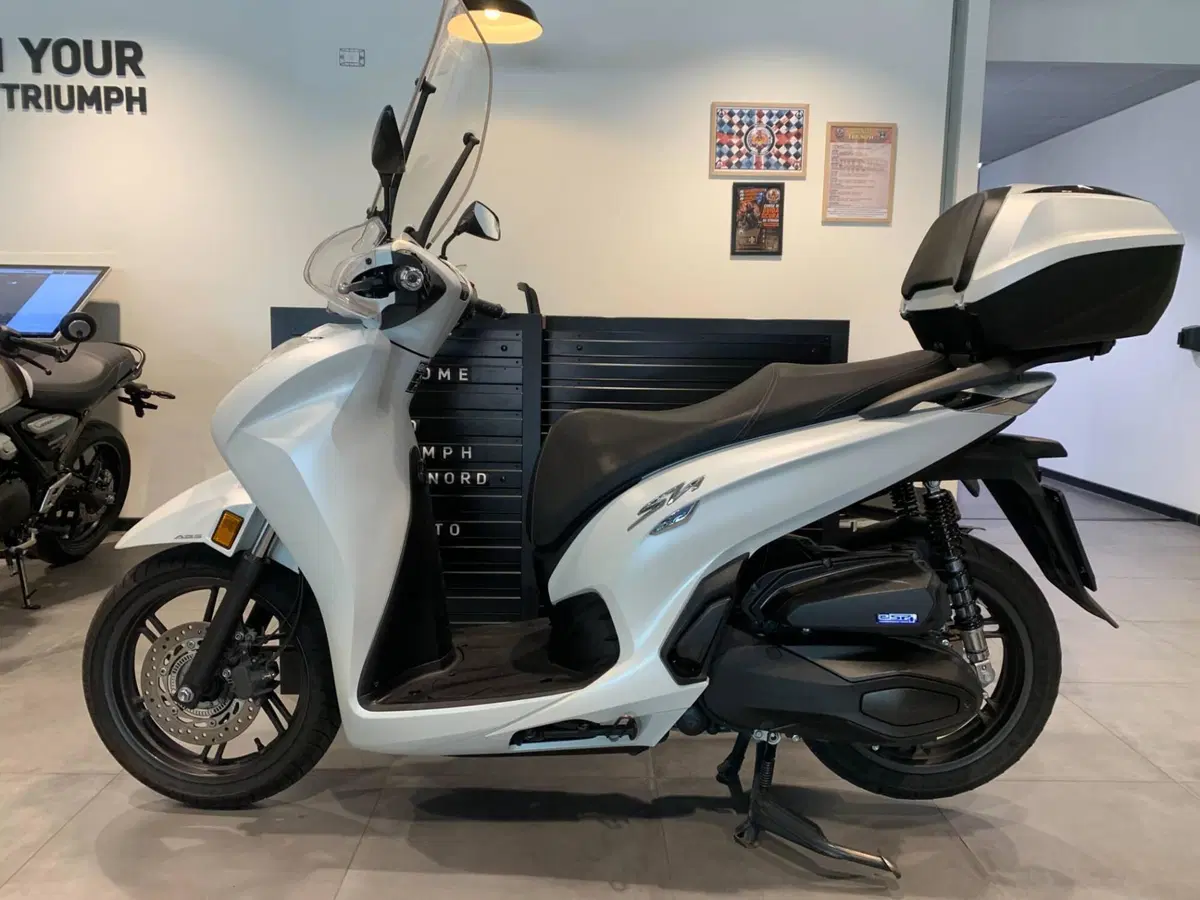 Honda SH 350 (2021 - 24) (2)