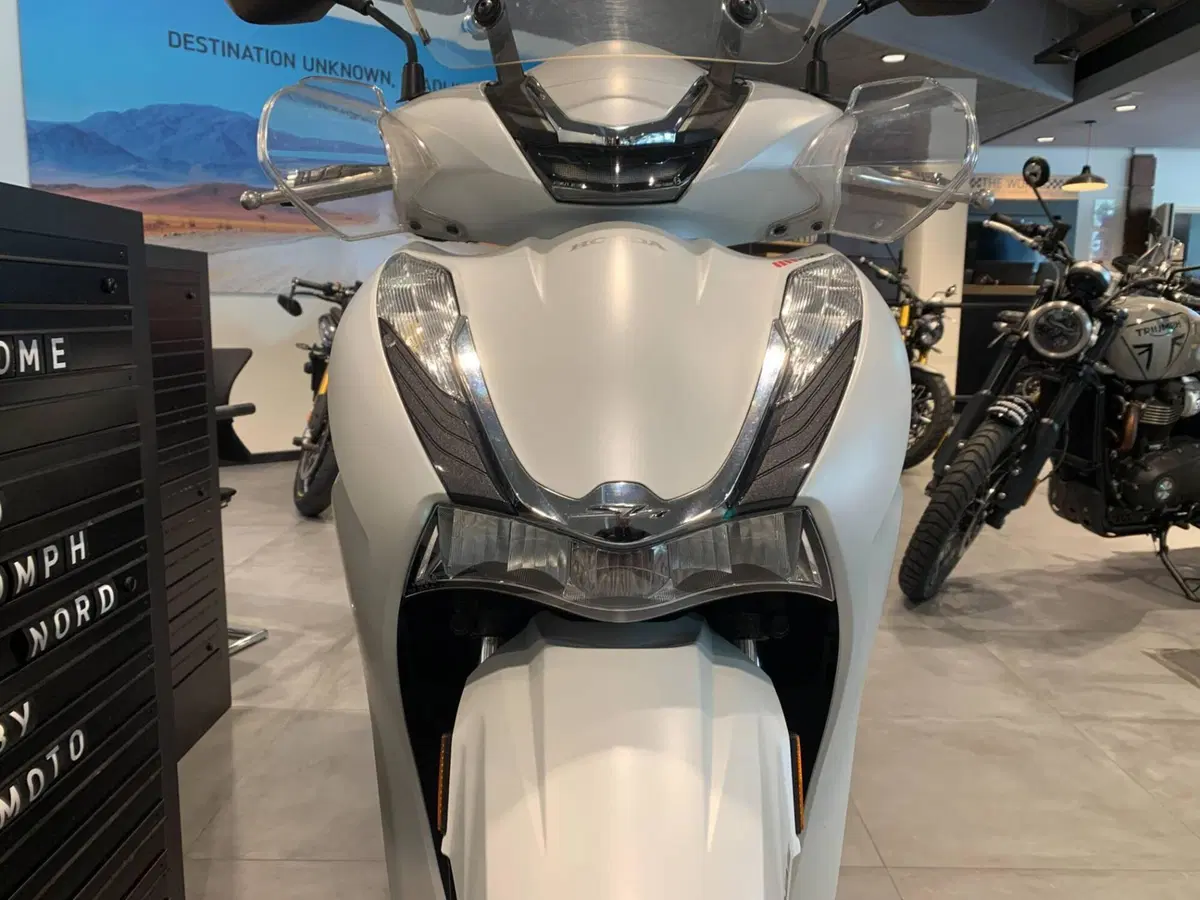 Honda SH 350 (2021 - 24) (4)
