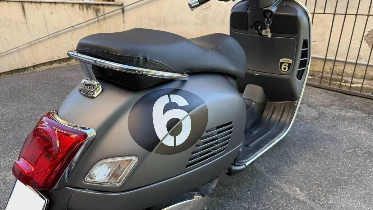 Vespa GTS 300 Super (2008 - 16) (9)