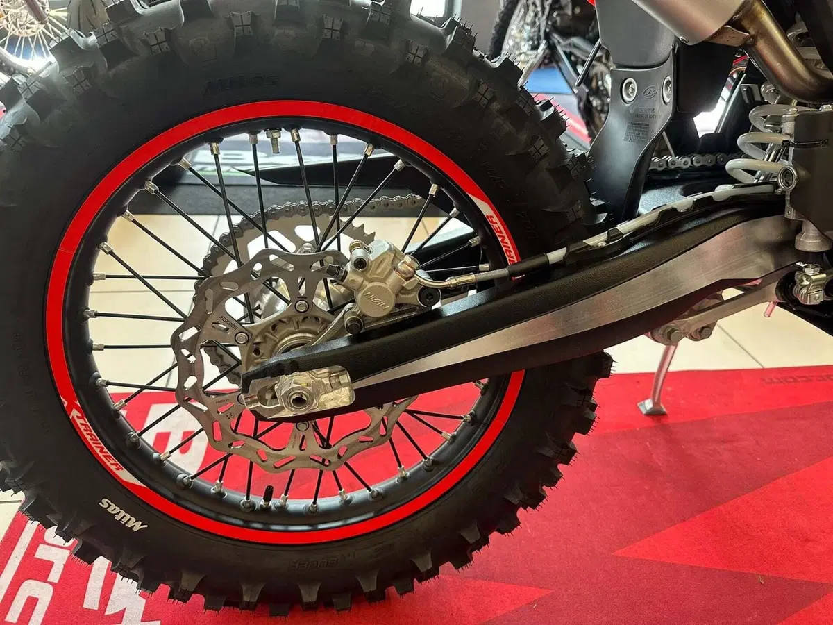 Betamotor Xtrainer 300 2T (2025) (14)