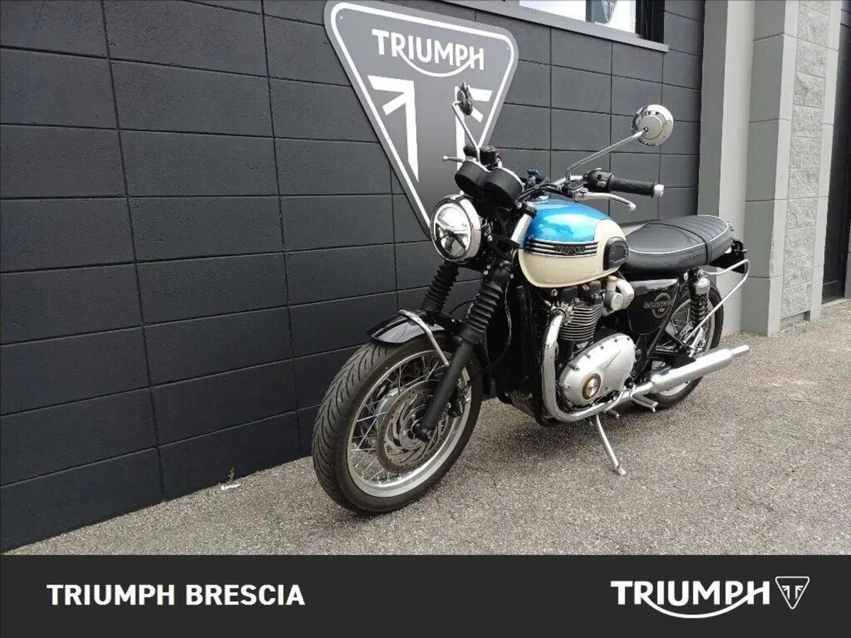 Triumph Bonneville T120 (2026) (13)