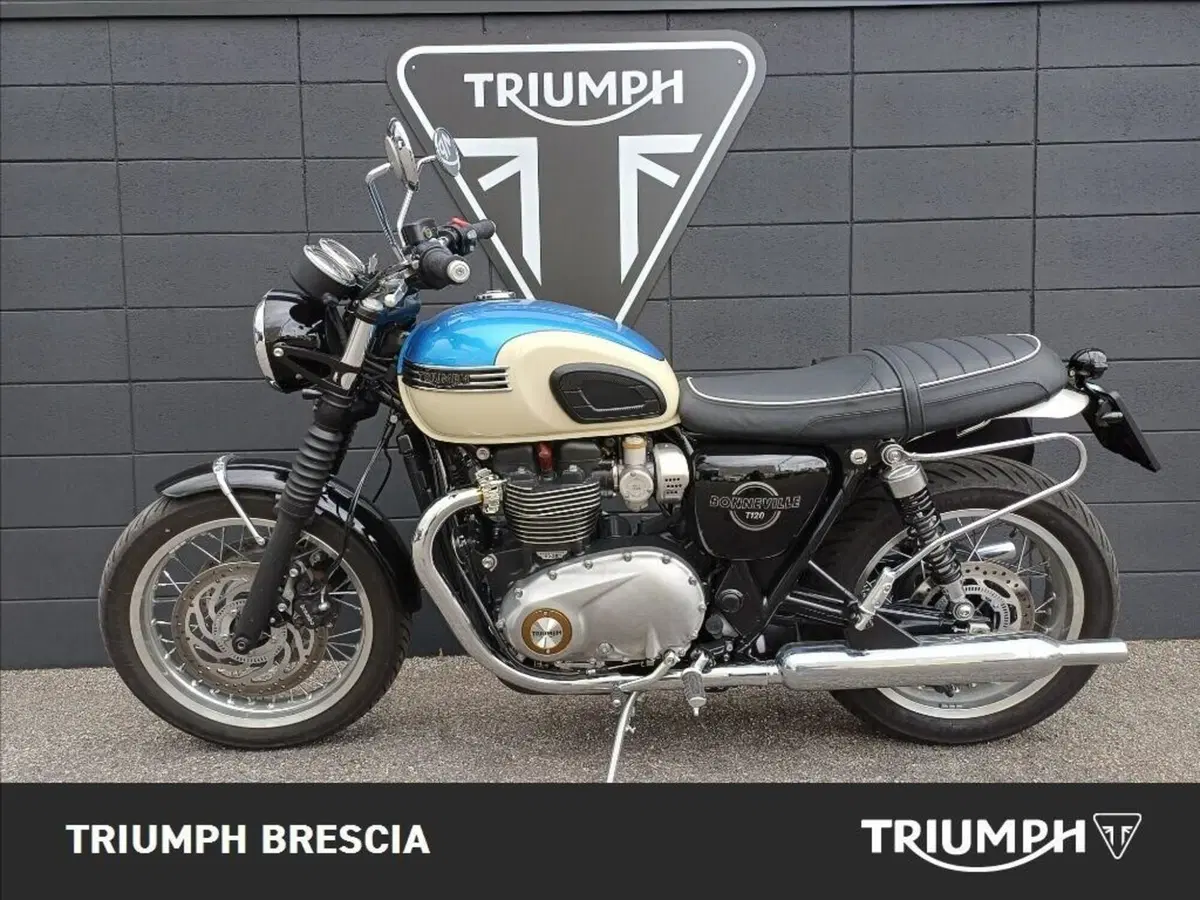 Triumph Bonneville T120 (2026) (12)