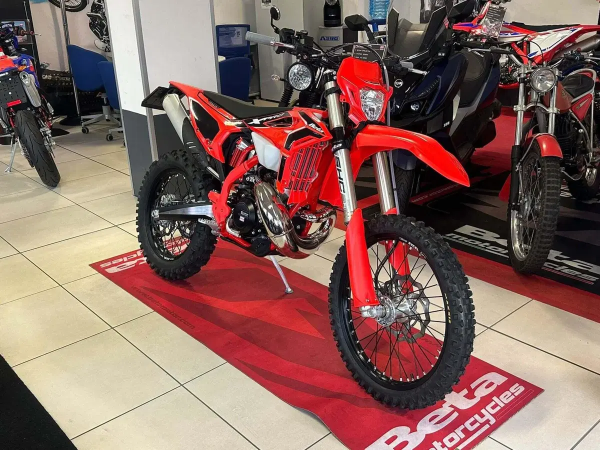 Betamotor RR X-PRO 300 2T Enduro (2026)
