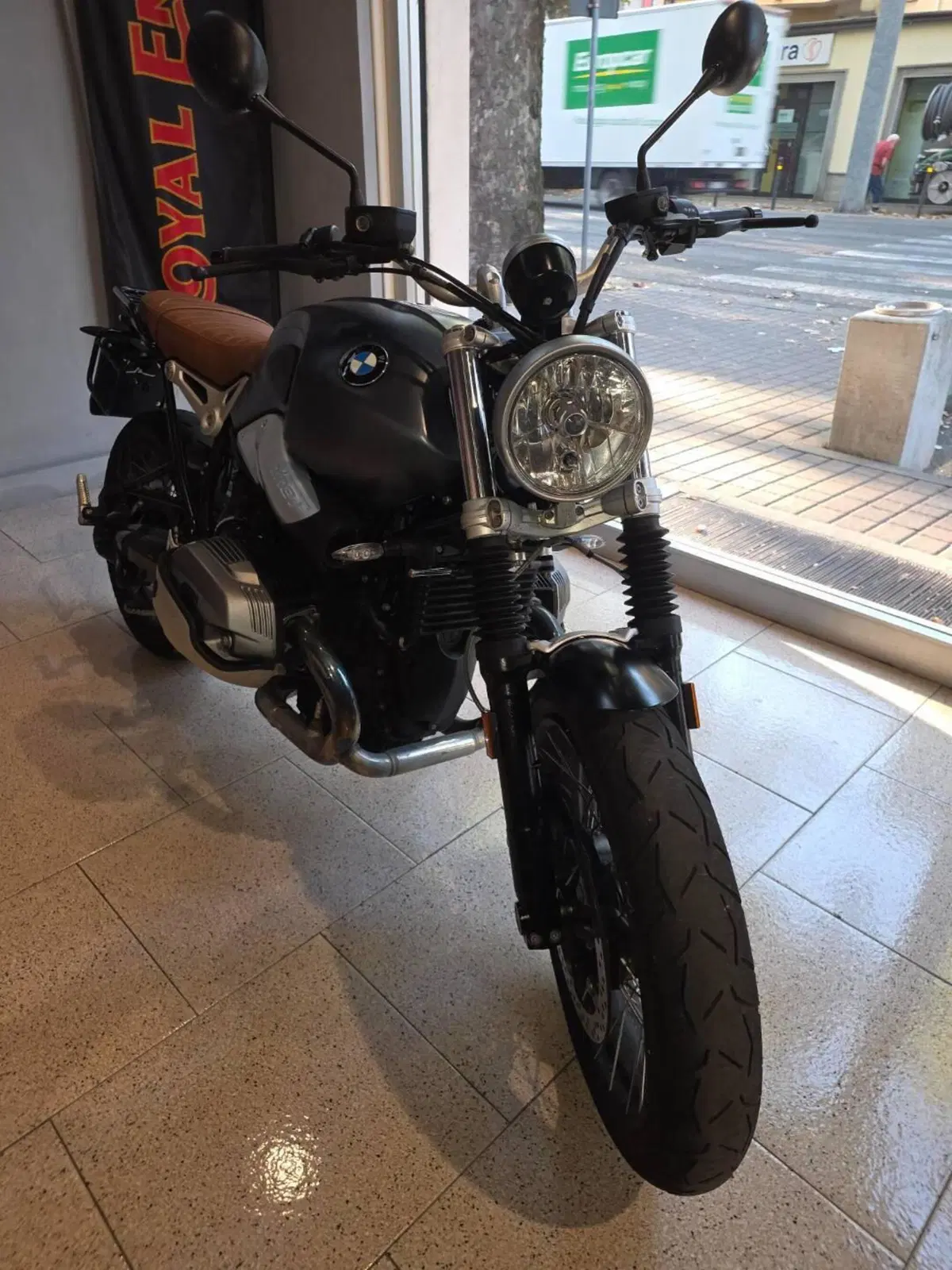 Bmw R nineT 1200 Scrambler (2016 - 20) (3)