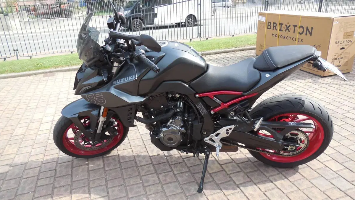 Suzuki GSX-8S (2025 - 26) (3)