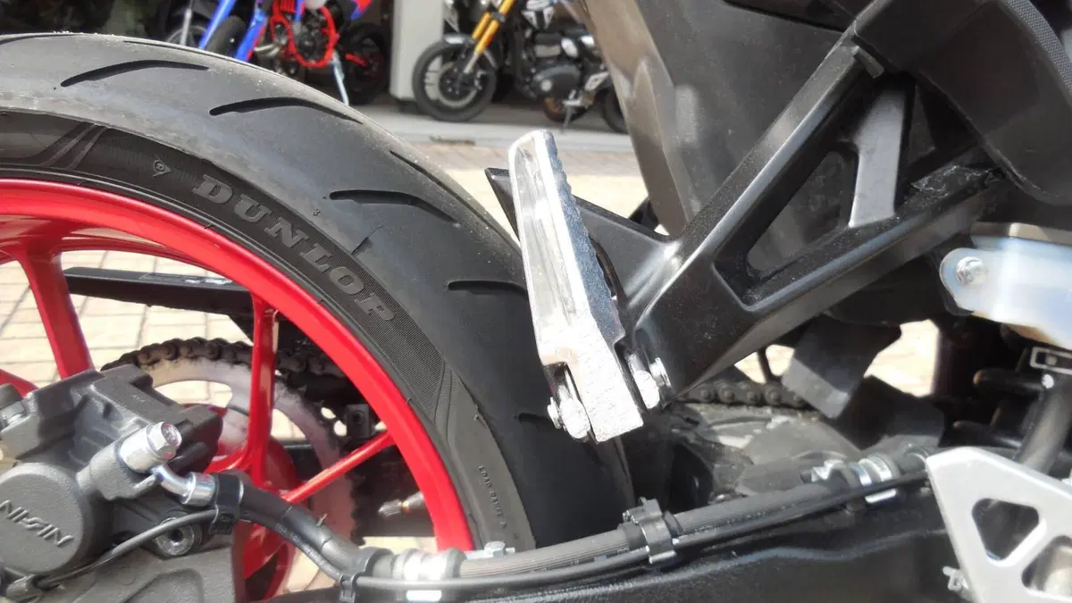 Suzuki GSX-8S (2025 - 26) (6)