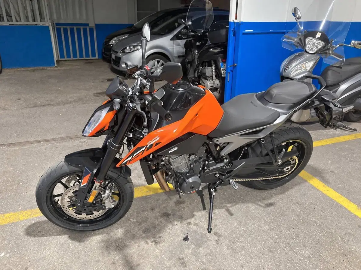 KTM 790 Duke L (2023 - 24) (2)