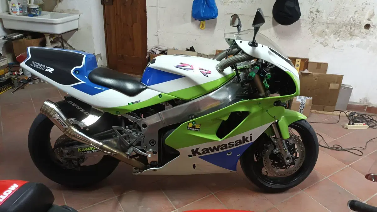 Kawasaki ZXR 750 (1991 - 92) (2)