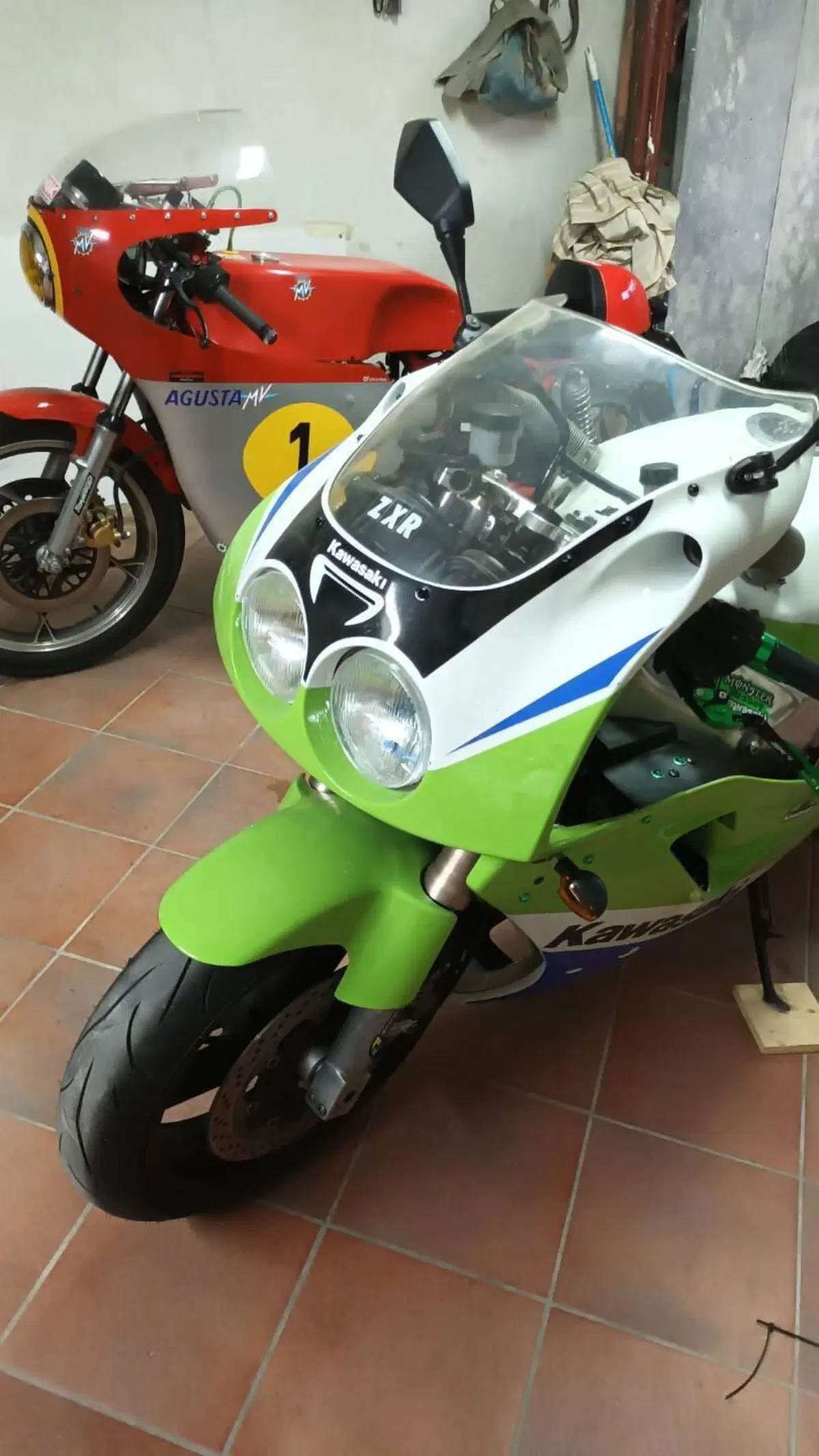 Kawasaki ZXR 750 (1991 - 92) (5)