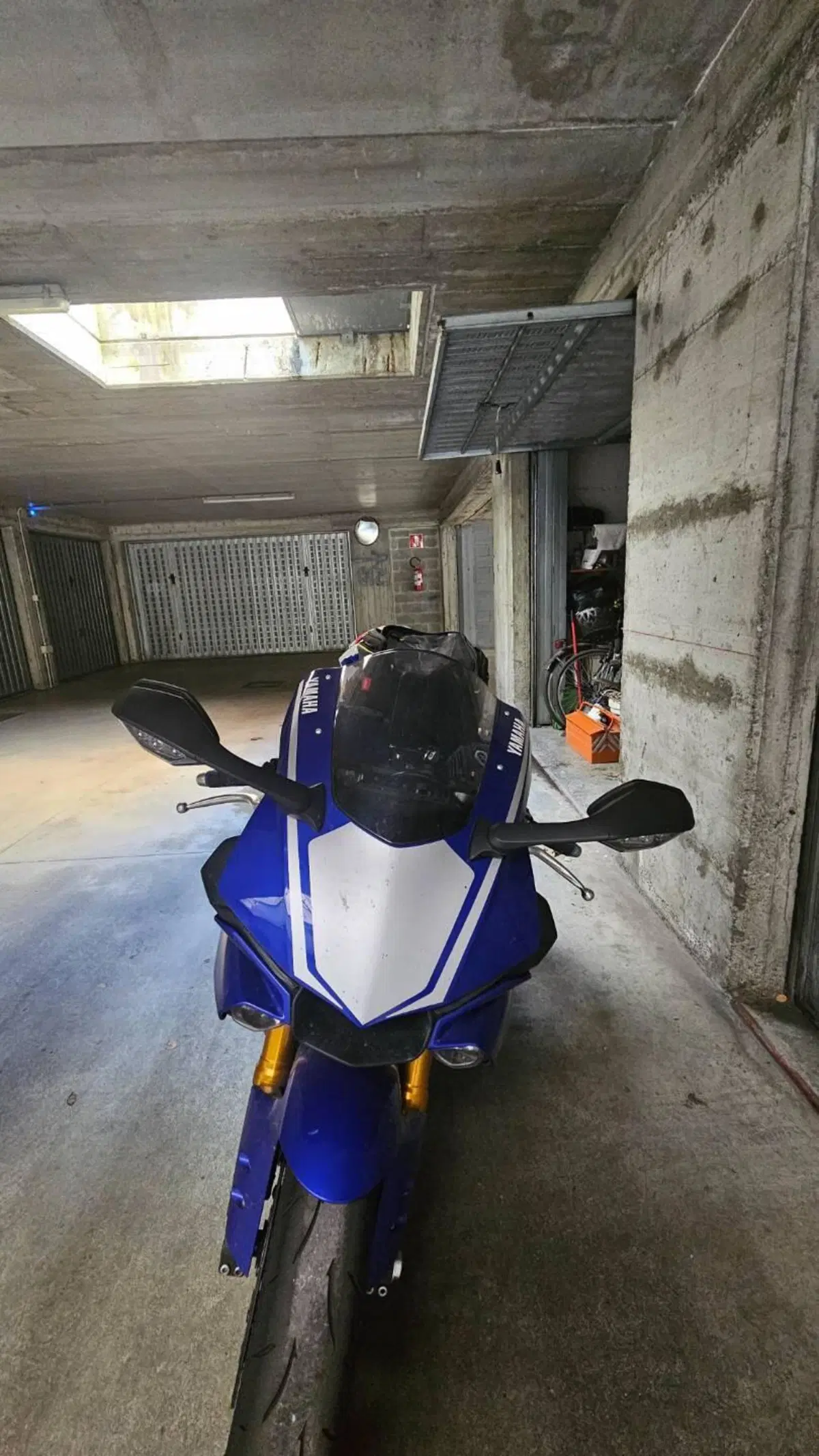 Yamaha YZF R1 (2017 - 19) (4)