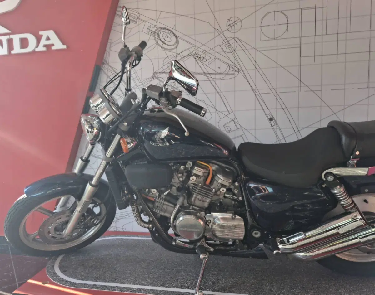 Honda VF 750 C (1985 - 01) (3)