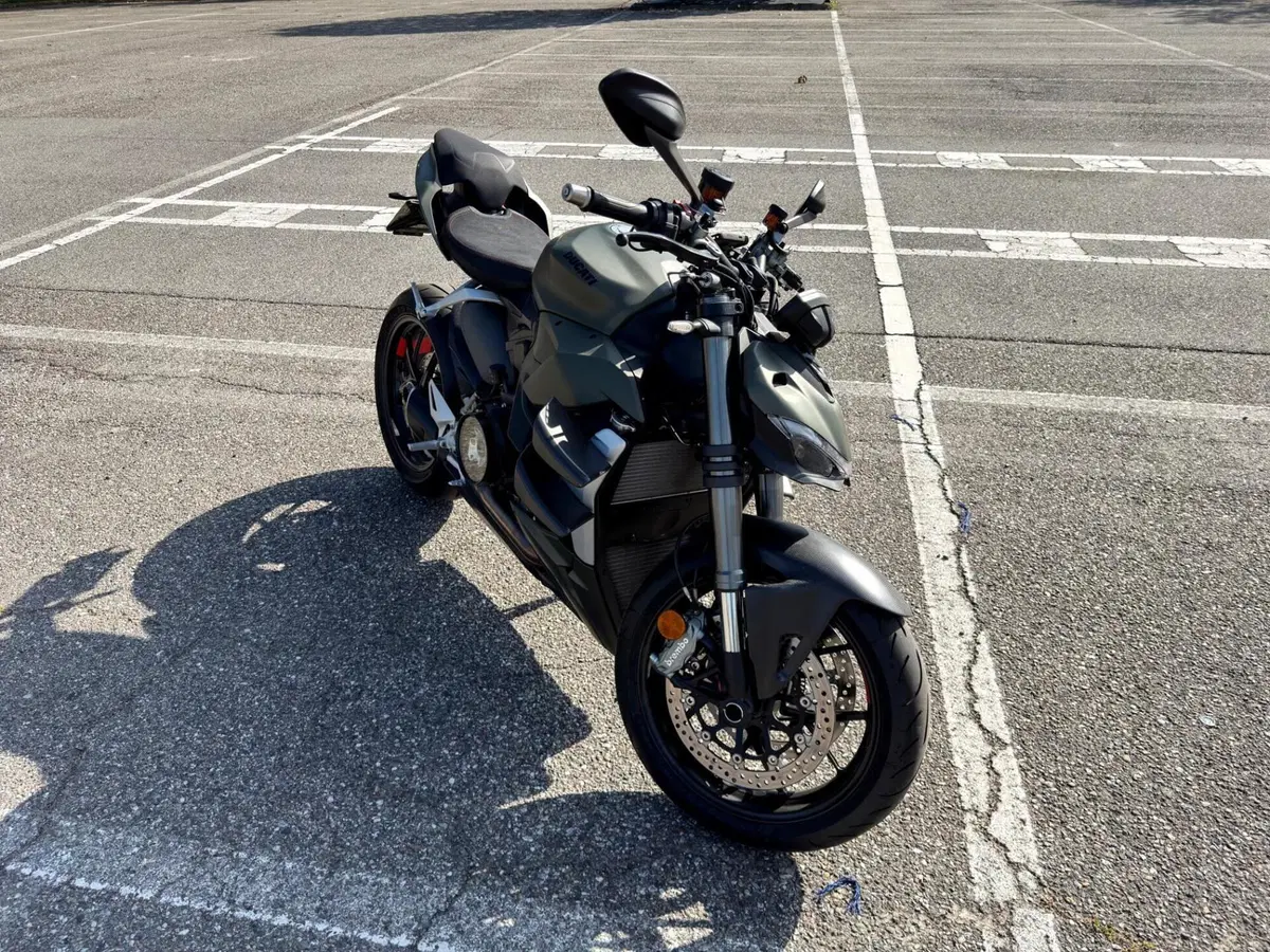 Ducati Streetfighter V2 (2022 - 24) (8)