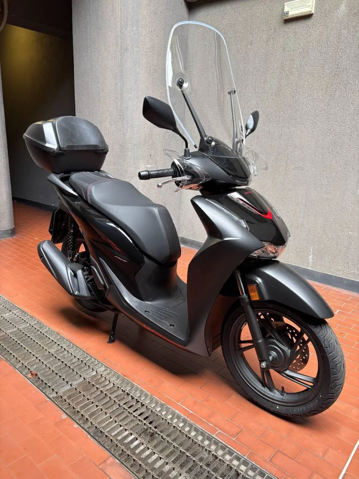 Honda SH 150 Sport (2026) (3)