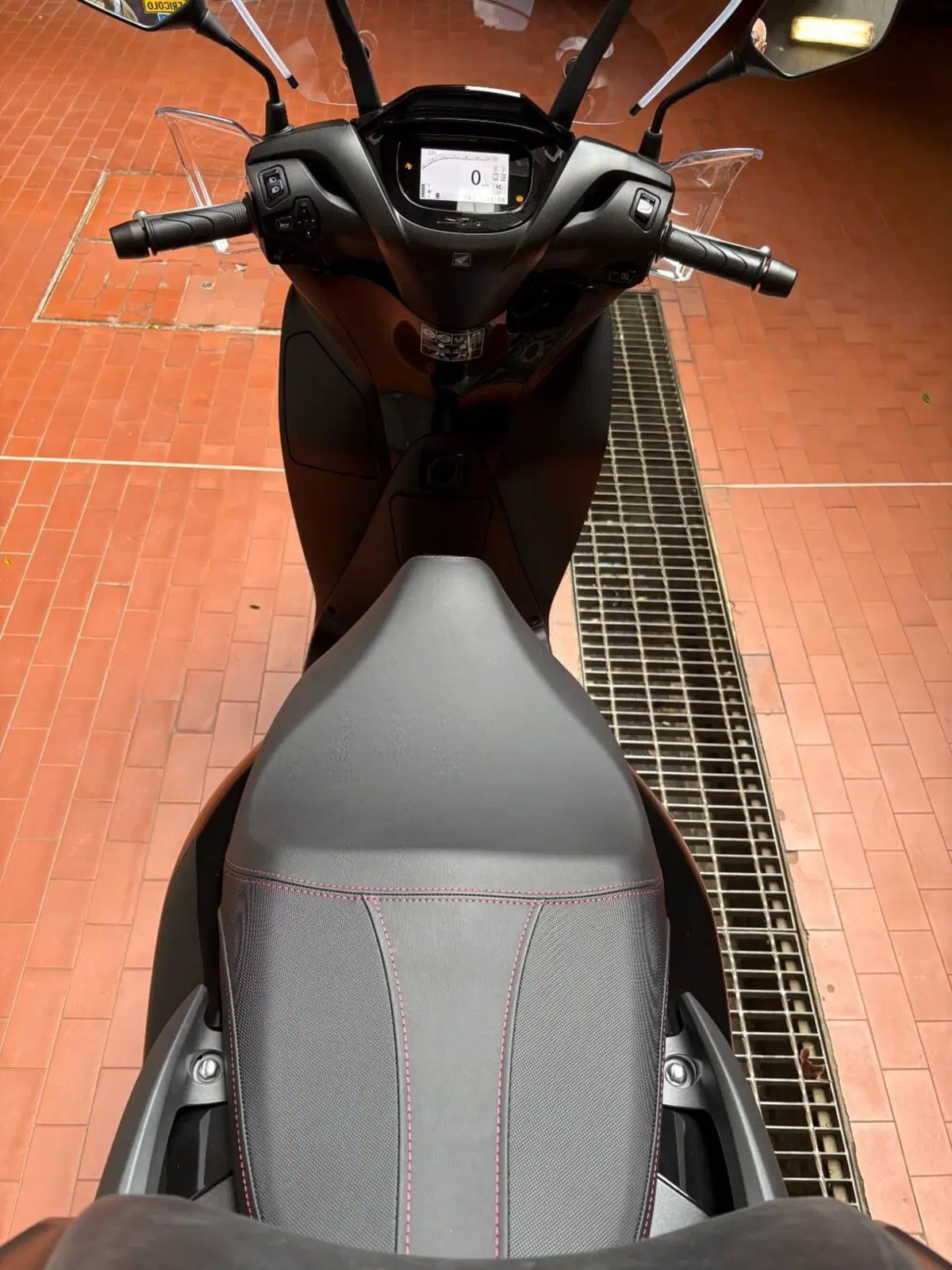 Honda SH 150 Sport (2026) (4)